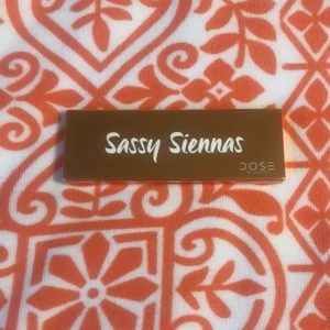 Dose of colors eyeshadow palette